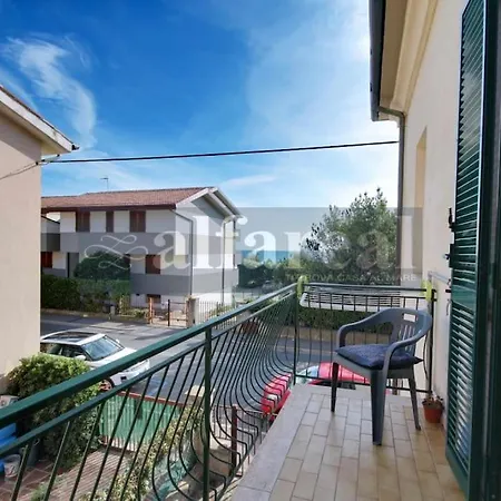 Apartment Veneto 2, 100 M Dal Mare, Posto Auto, E Aria Condizionata! By Alfareal Castiglione della Pescaia